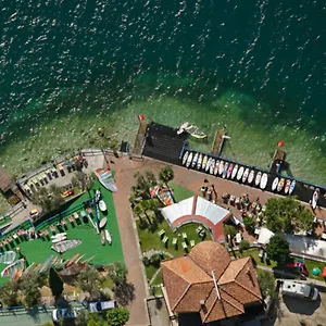 3* Hotell Surf Pier - Montagnoli Group