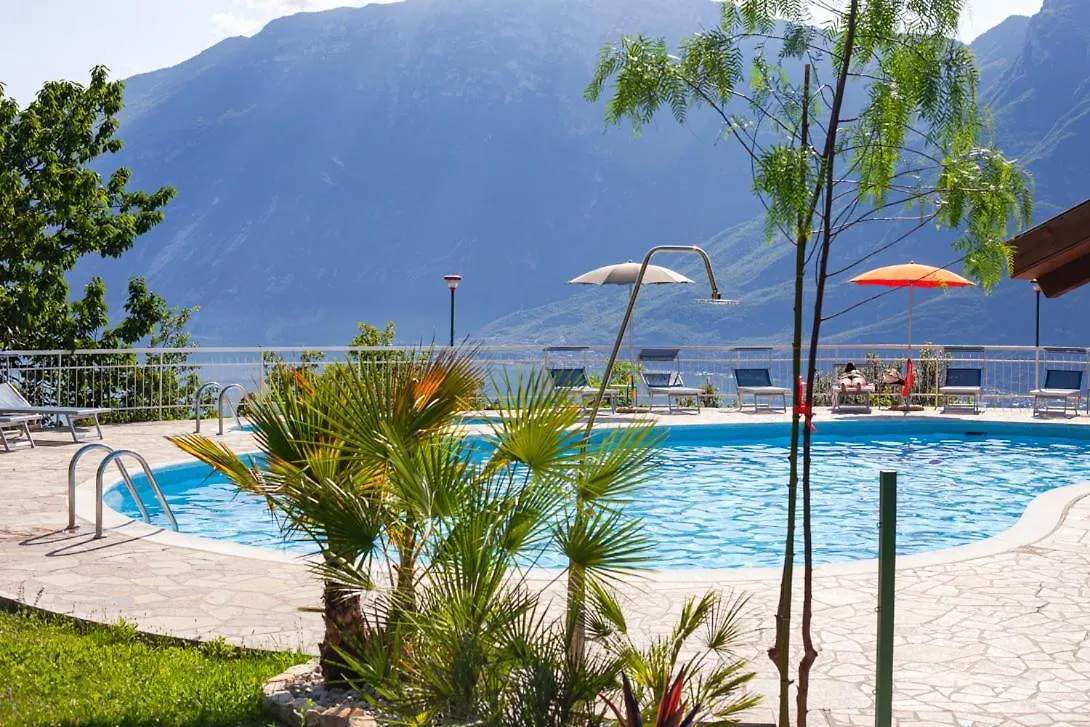 Residence Hotel Maxi Limone sul Garda