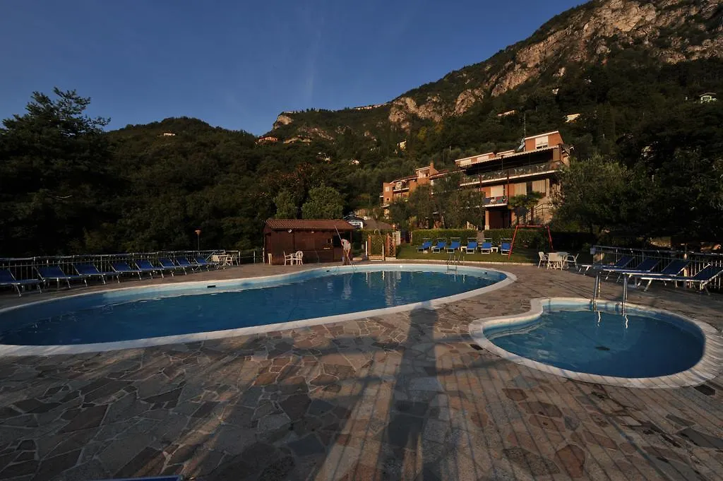 Residence Hotel Maxi Limone sul Garda