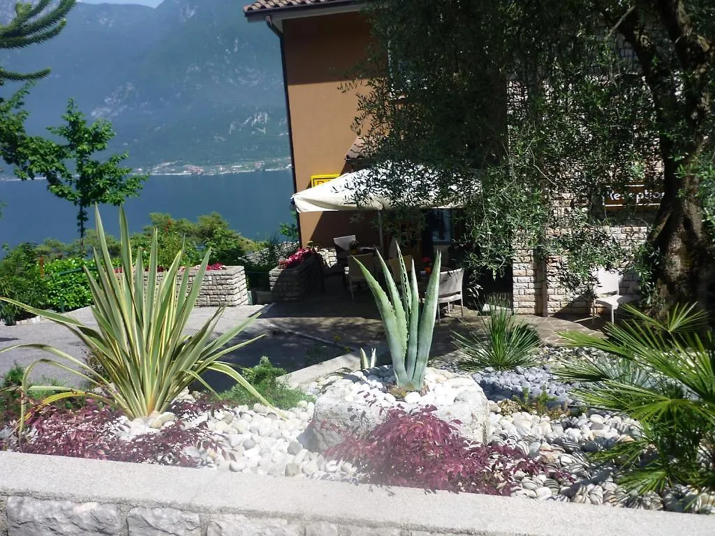 Residence Hotel Maxi Limone sul Garda